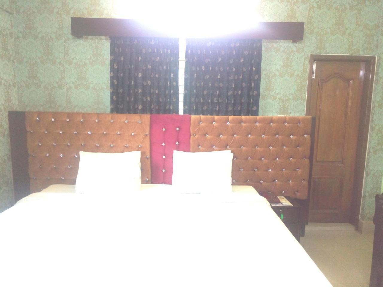 Hotel Lake View Plaza Dhaka Exterior foto